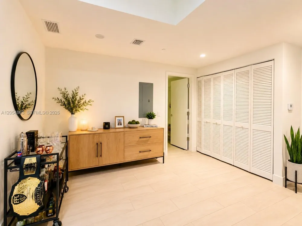 2000 METROPICA WAY #2011 Sunrise, FL 33323