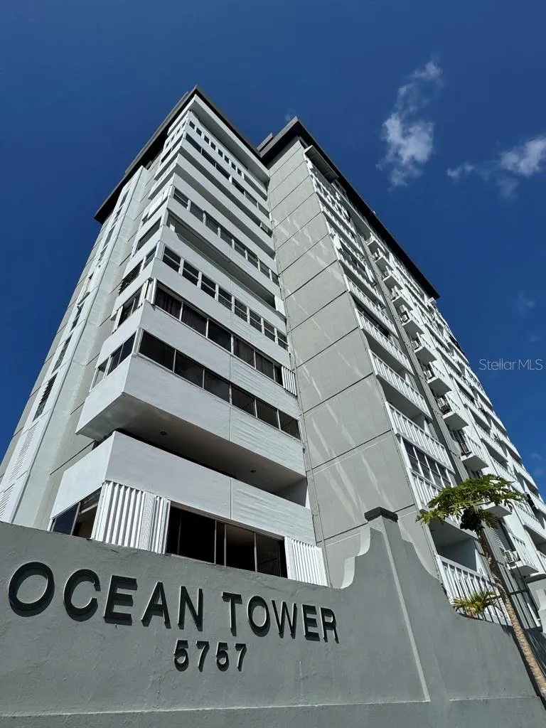 5757 AVE ISLA VERDE #PH-3 Carolina, PR 00979