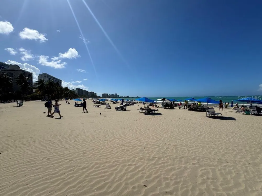 5757 AVE ISLA VERDE #PH-3 Carolina, PR 00979