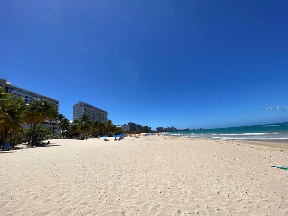 5757 AVE ISLA VERDE #PH-3 Carolina, PR 00979
