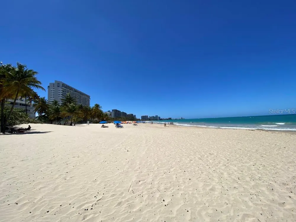 5757 AVE ISLA VERDE #PH-3 Carolina, PR 00979