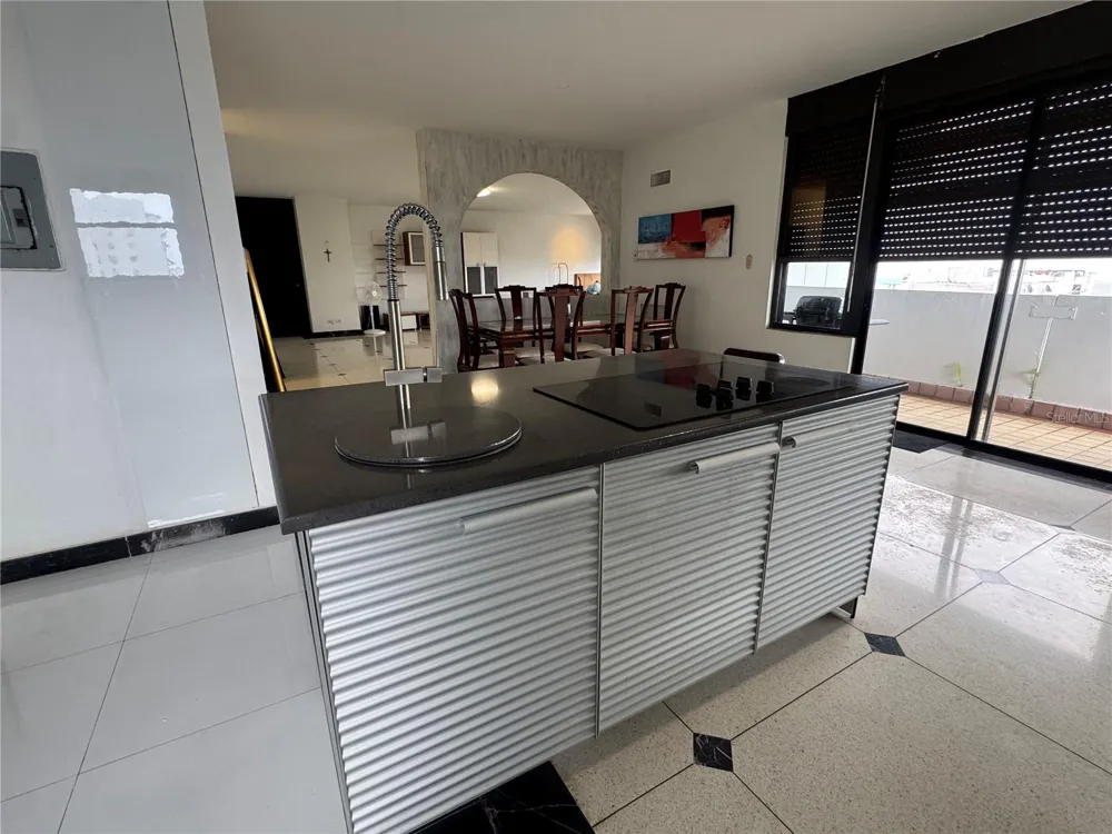 5757 AVE ISLA VERDE #PH-3 Carolina, PR 00979