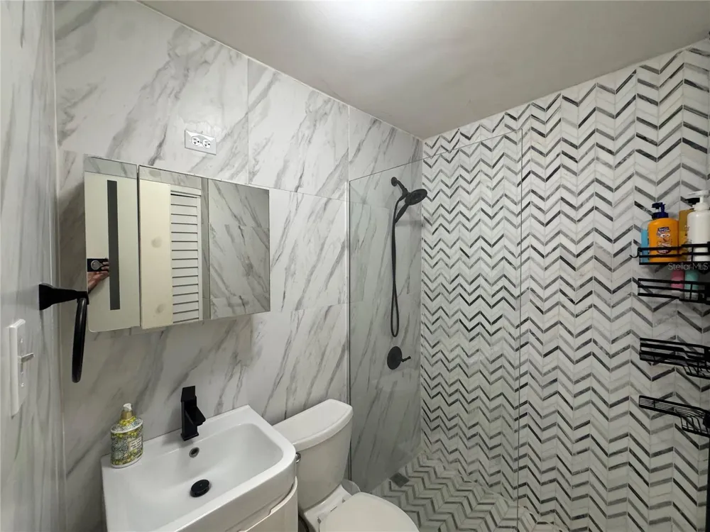 5757 AVE ISLA VERDE #PH-3 Carolina, PR 00979