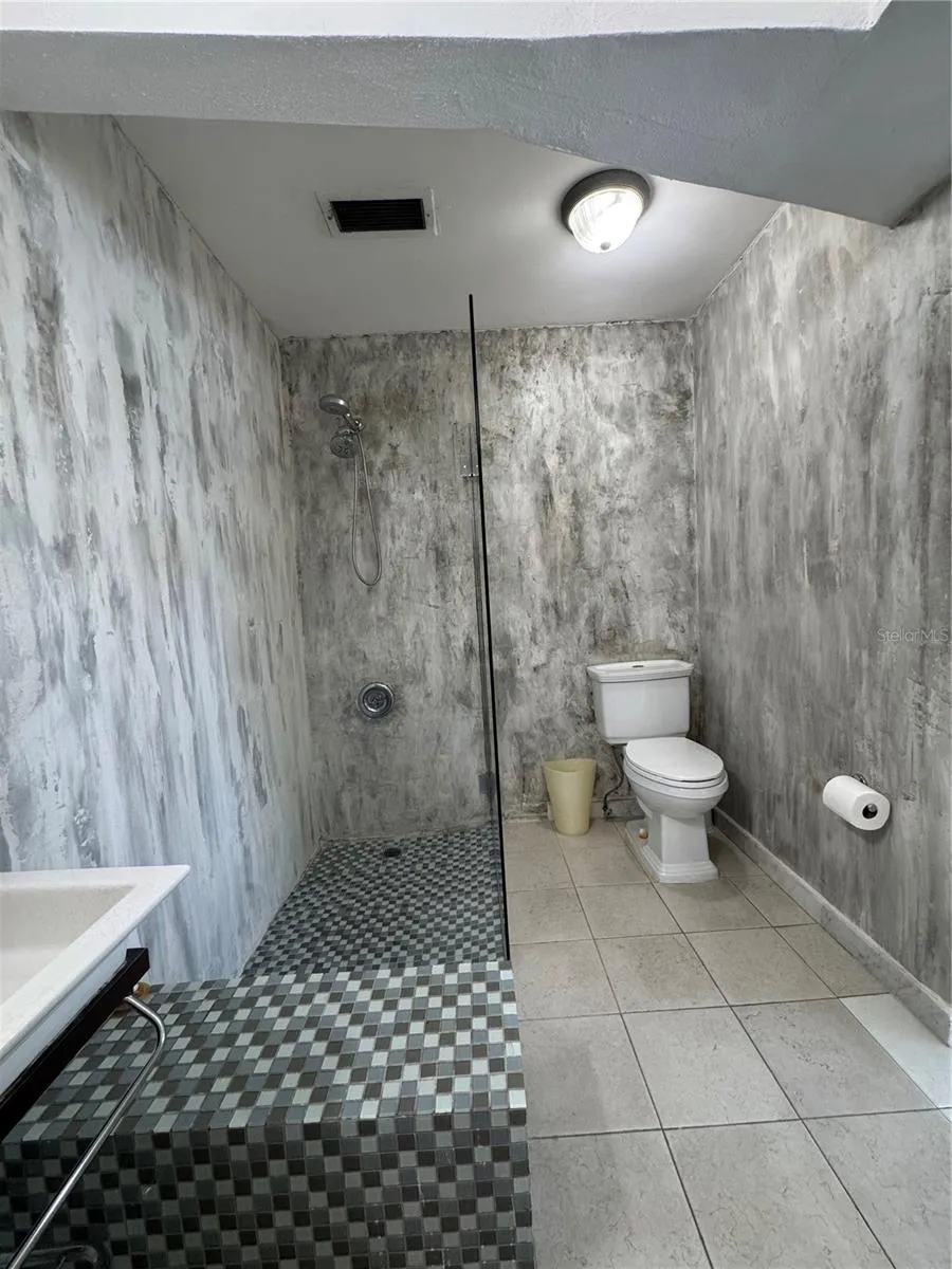 5757 AVE ISLA VERDE #PH-3 Carolina, PR 00979