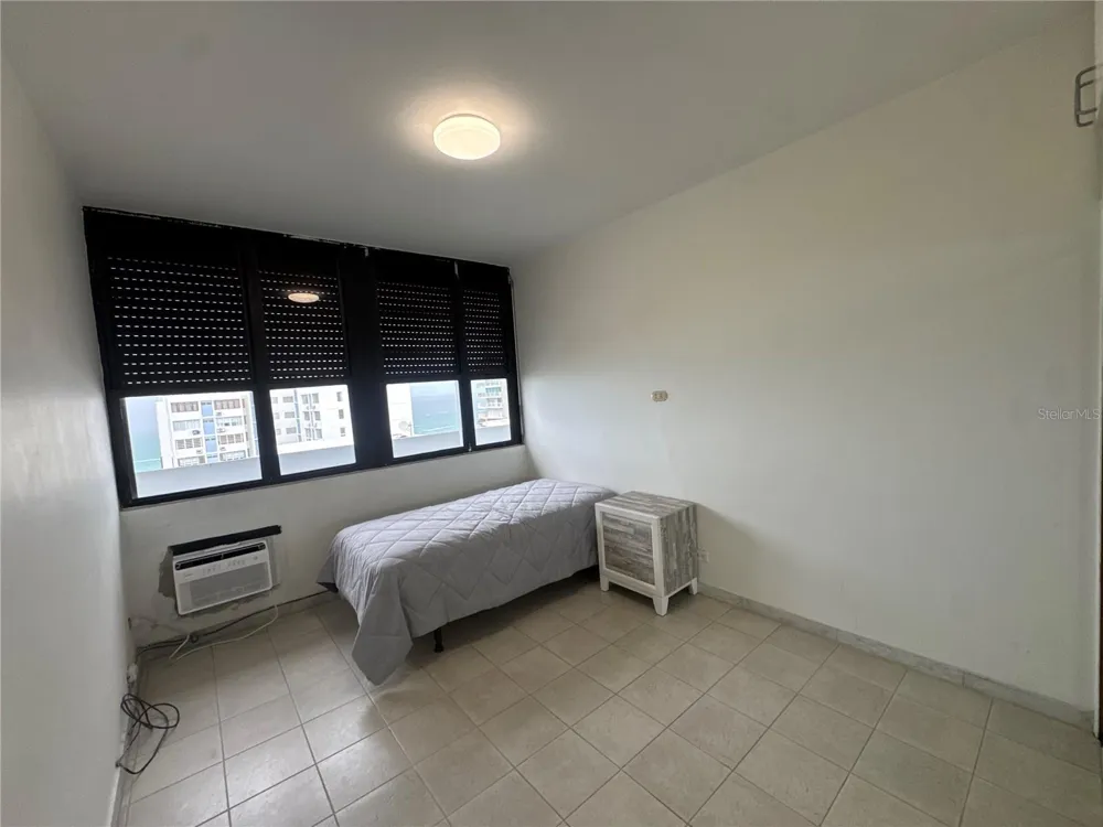 5757 AVE ISLA VERDE #PH-3 Carolina, PR 00979