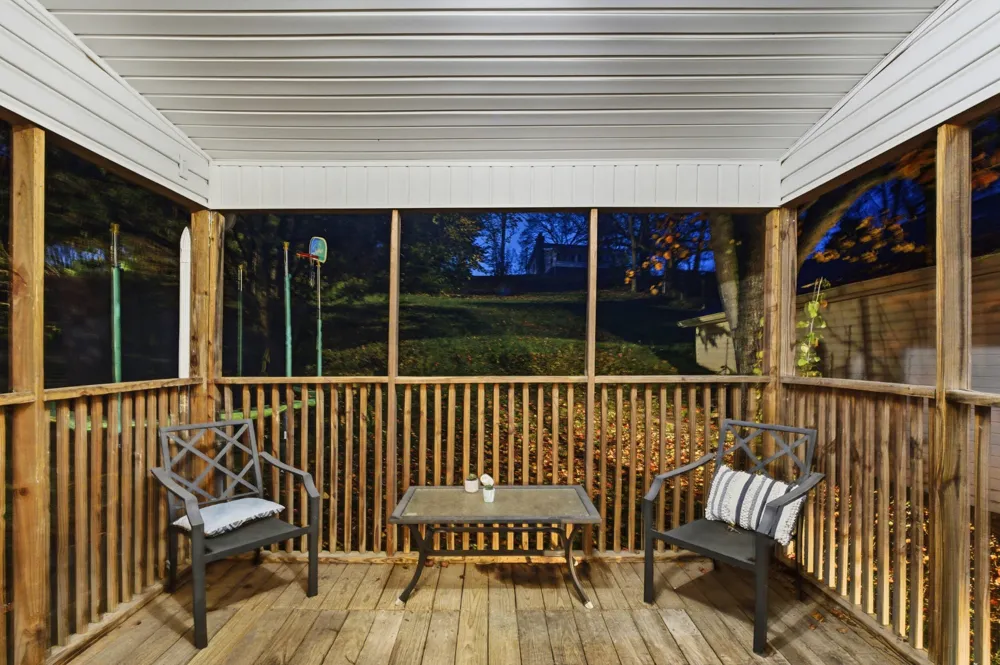 4712 Strawberry Plains Pike Knoxville, TN 37914