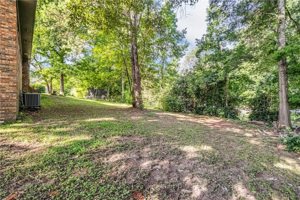 2814 Suncrest Drive Dalton, GA 30720