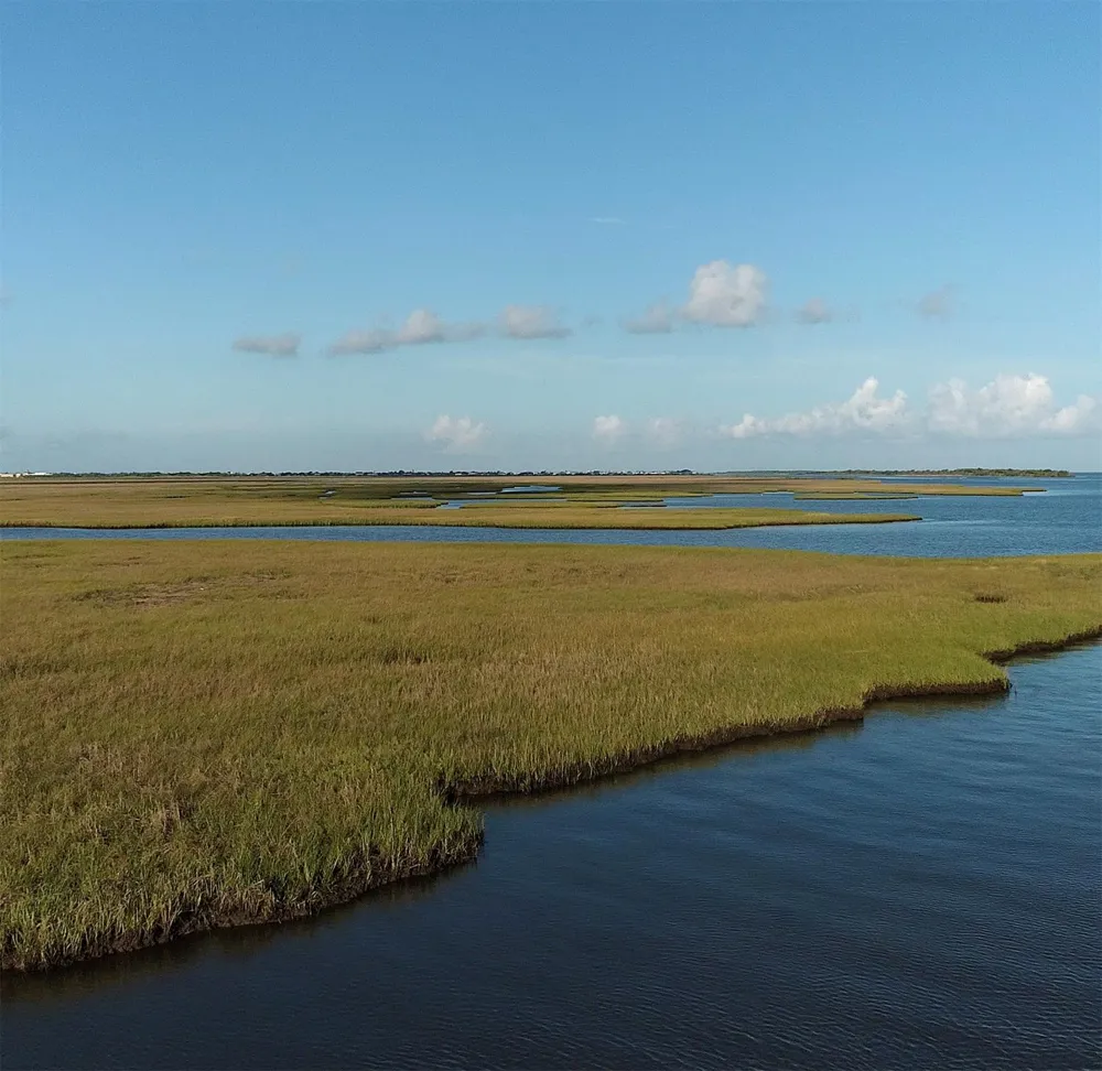 1228 Redfish Street Crystal Beach, TX 77650