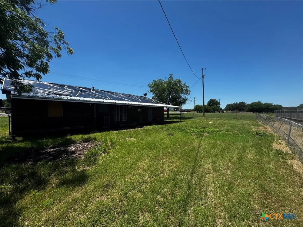 598 US Hwy 84 W Evant, TX 76525