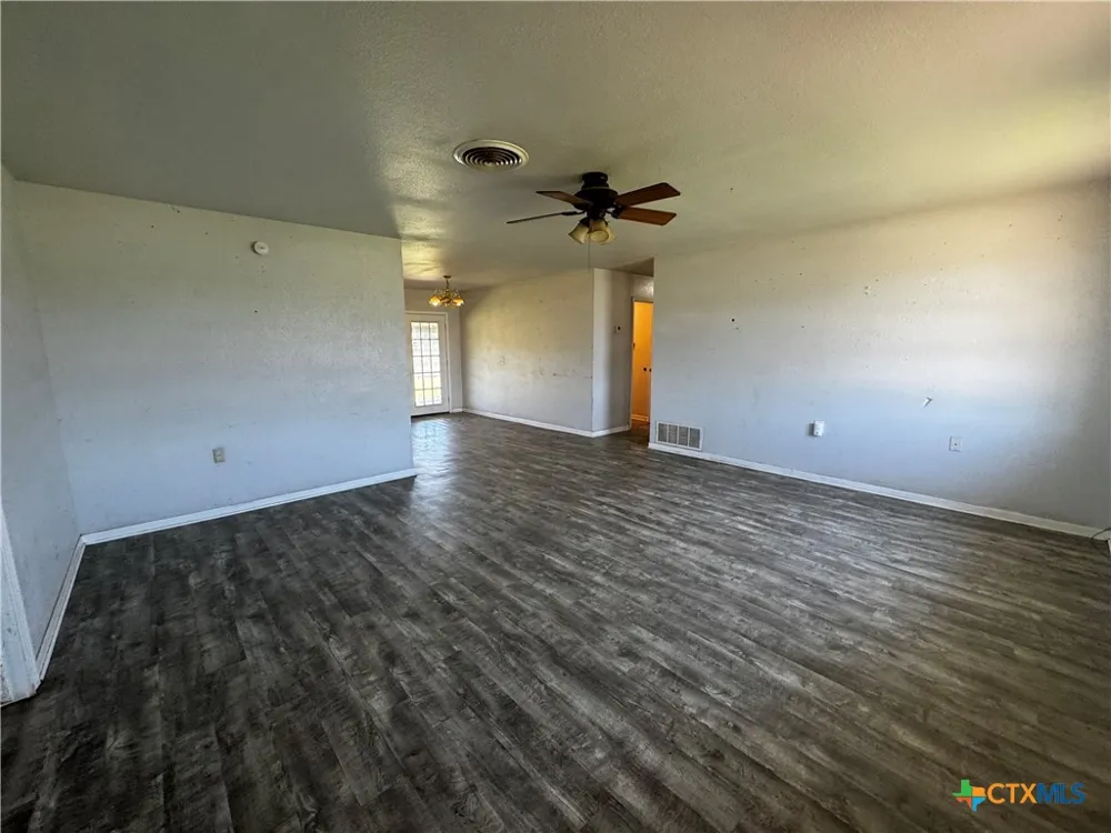598 US Hwy 84 W Evant, TX 76525