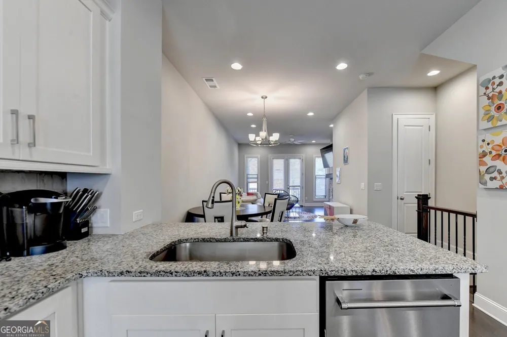 4245 Deming CIR Sandy Springs, GA 30342