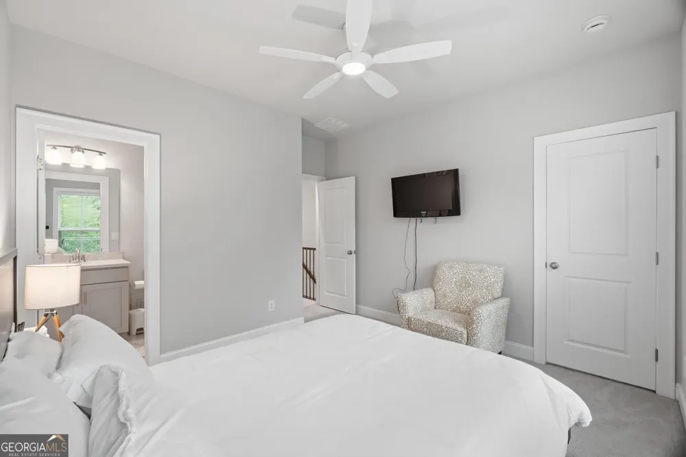 4245 Deming CIR Sandy Springs, GA 30342