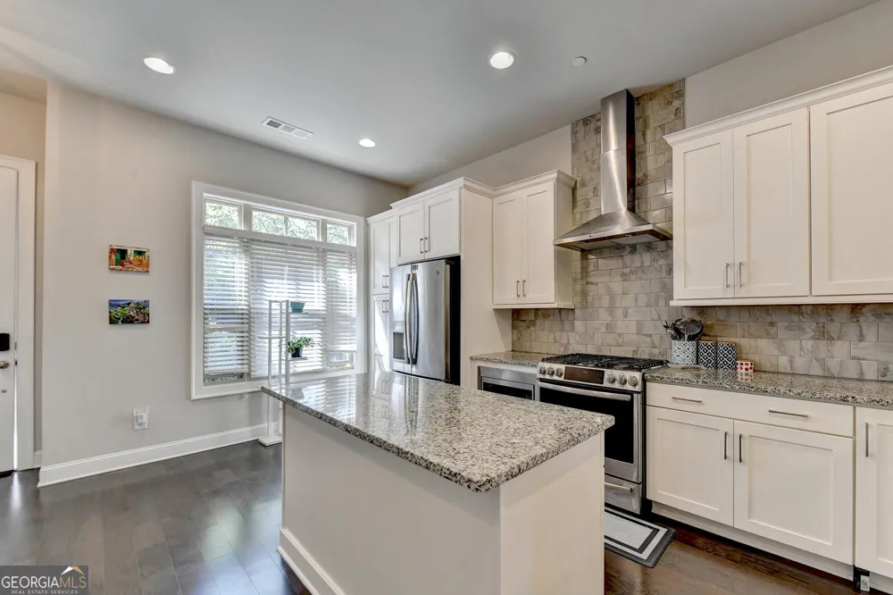 4245 Deming CIR Sandy Springs, GA 30342