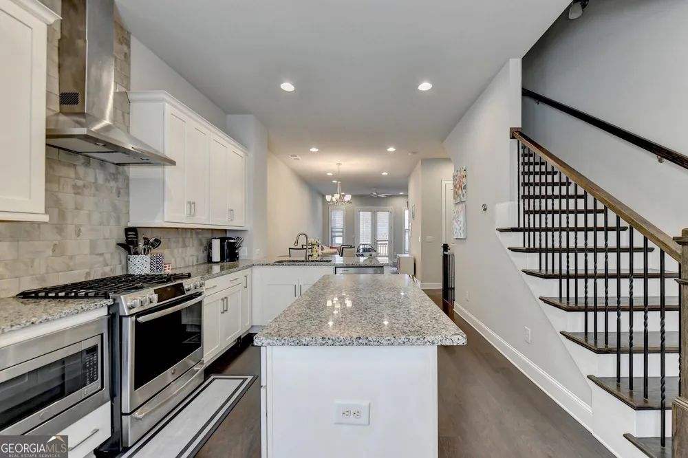 4245 Deming CIR Sandy Springs, GA 30342