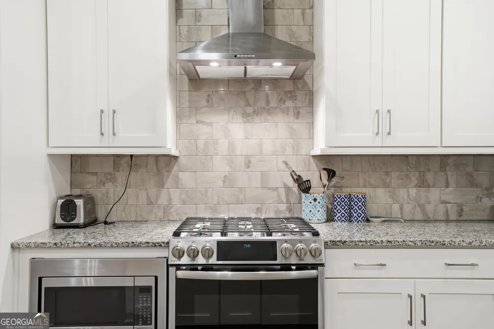4245 Deming CIR Sandy Springs, GA 30342