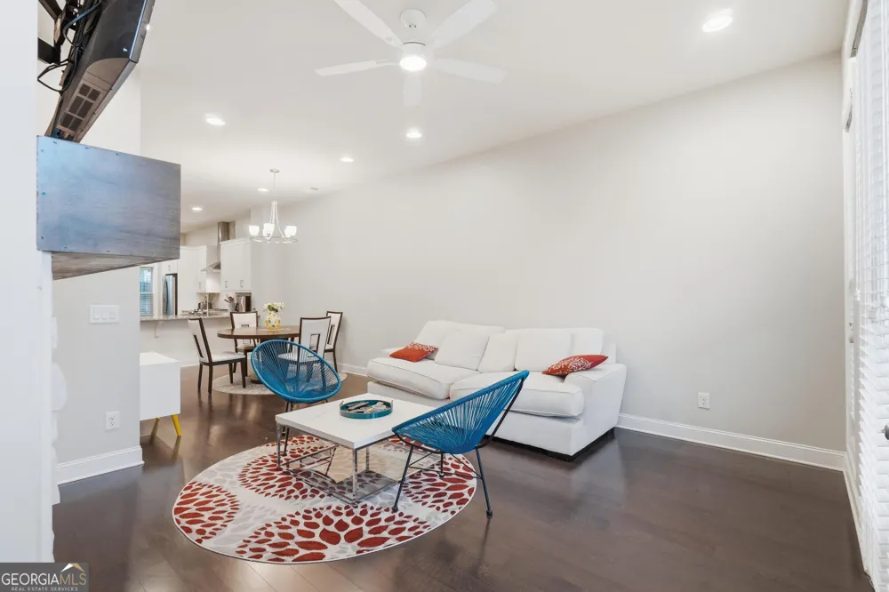 4245 Deming CIR Sandy Springs, GA 30342