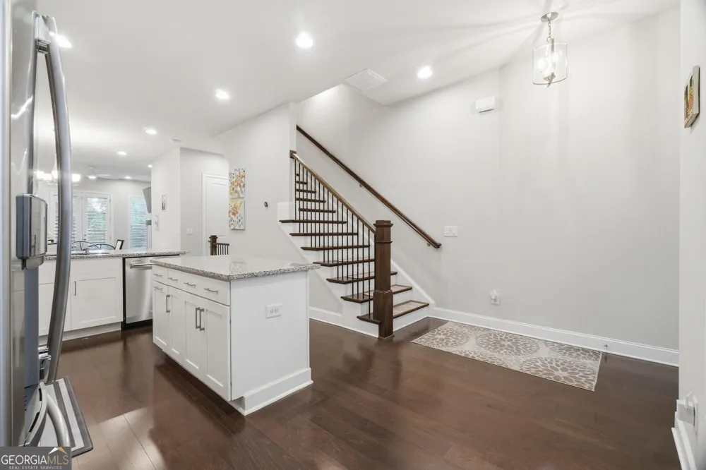 4245 Deming CIR Sandy Springs, GA 30342