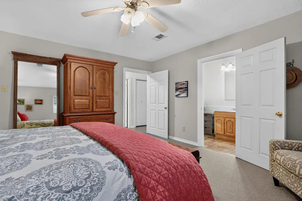 10329 Clyde Acord Road Franklin, TX 77856
