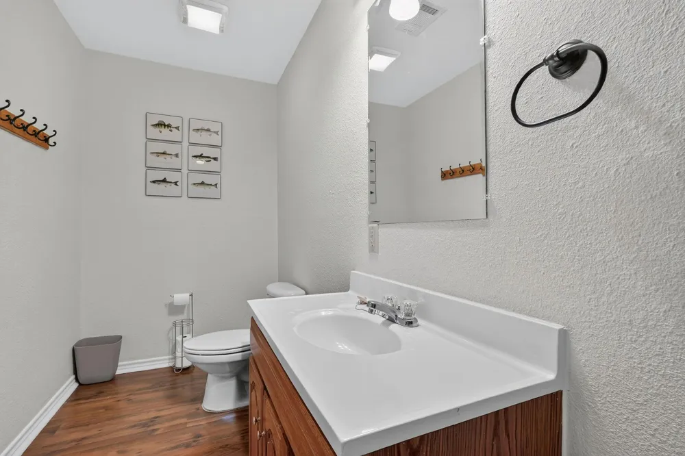 10329 Clyde Acord Road Franklin, TX 77856