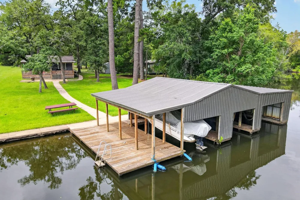 10329 Clyde Acord Road Franklin, TX 77856
