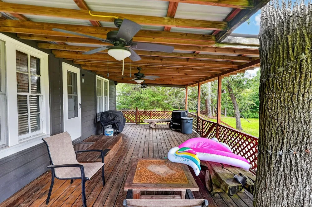 10329 Clyde Acord Road Franklin, TX 77856