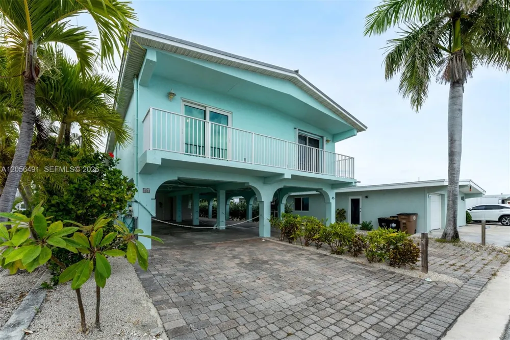 46 Sadowski Cswy Key Colony, FL 33051
