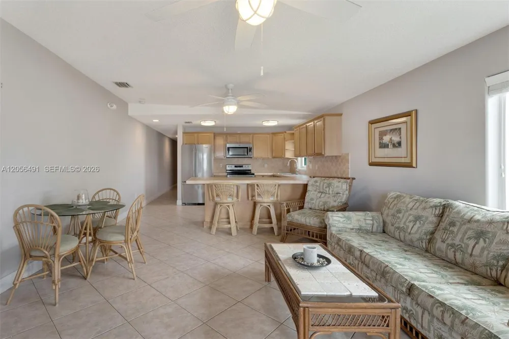 46 Sadowski Cswy Key Colony, FL 33051