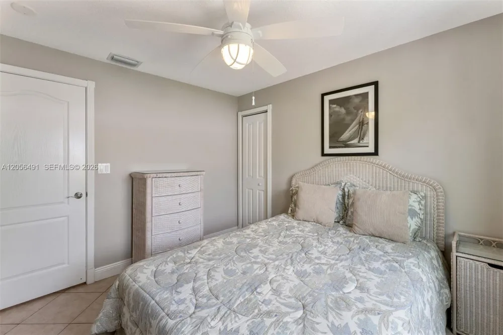 46 Sadowski Cswy Key Colony, FL 33051