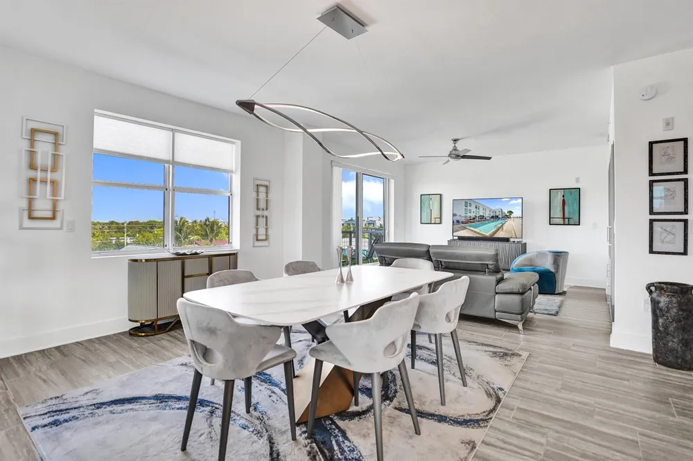 236 SE 5th Avenue #312 Delray Beach, FL 33483