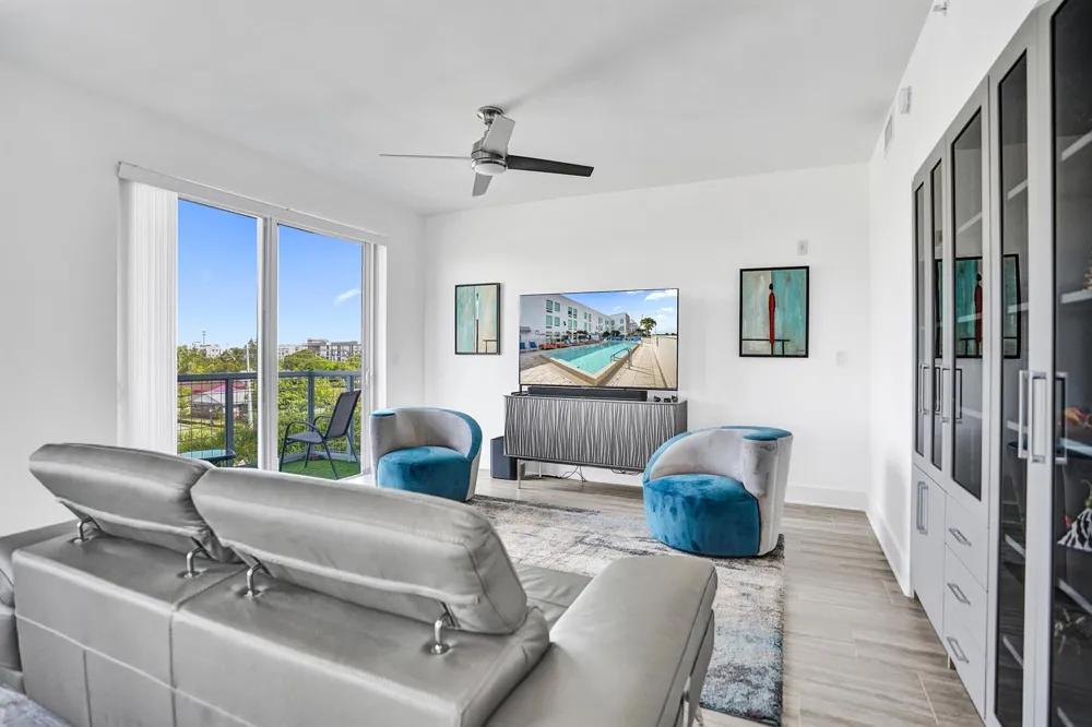 236 SE 5th Avenue #312 Delray Beach, FL 33483