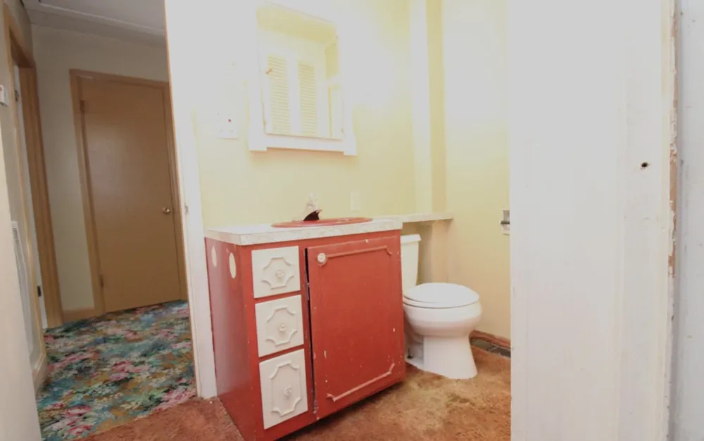 583 N Broad St Lexington, TN 38351