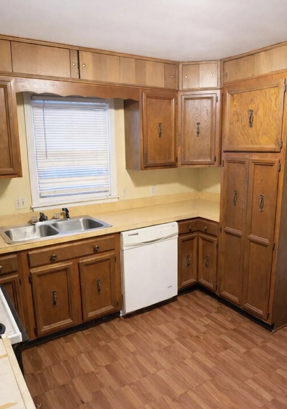 583 N Broad St Lexington, TN 38351