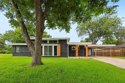 159 Oak Drive