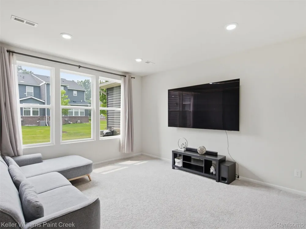 4782 Broomfield Way Orion Charter Township, MI 48359