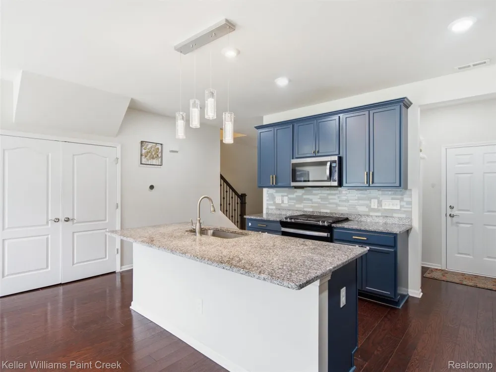 4782 Broomfield Way Orion Charter Township, MI 48359