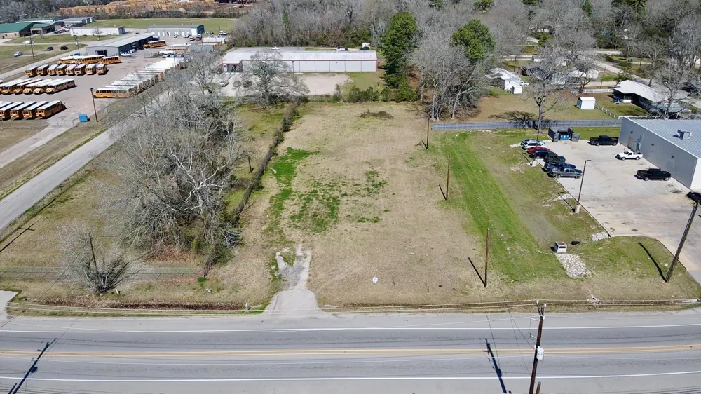 26341 Fm 2090 Road Splendora, TX 77372