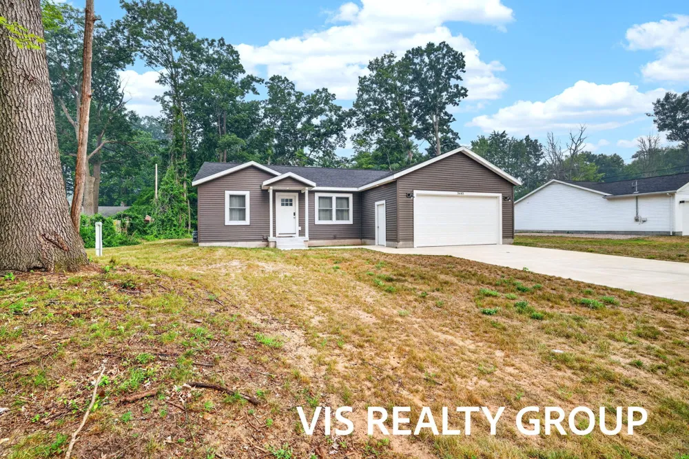 3685 Waalkes Street Norton Shores, MI 49444