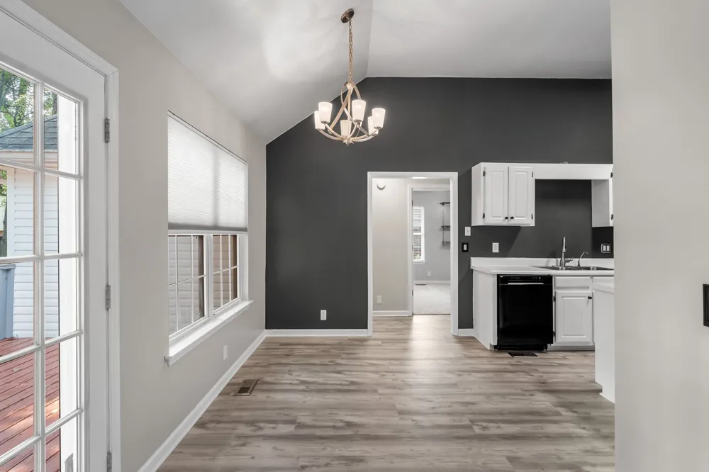 616 Woodland Hills Dr La Vergne, TN 37086