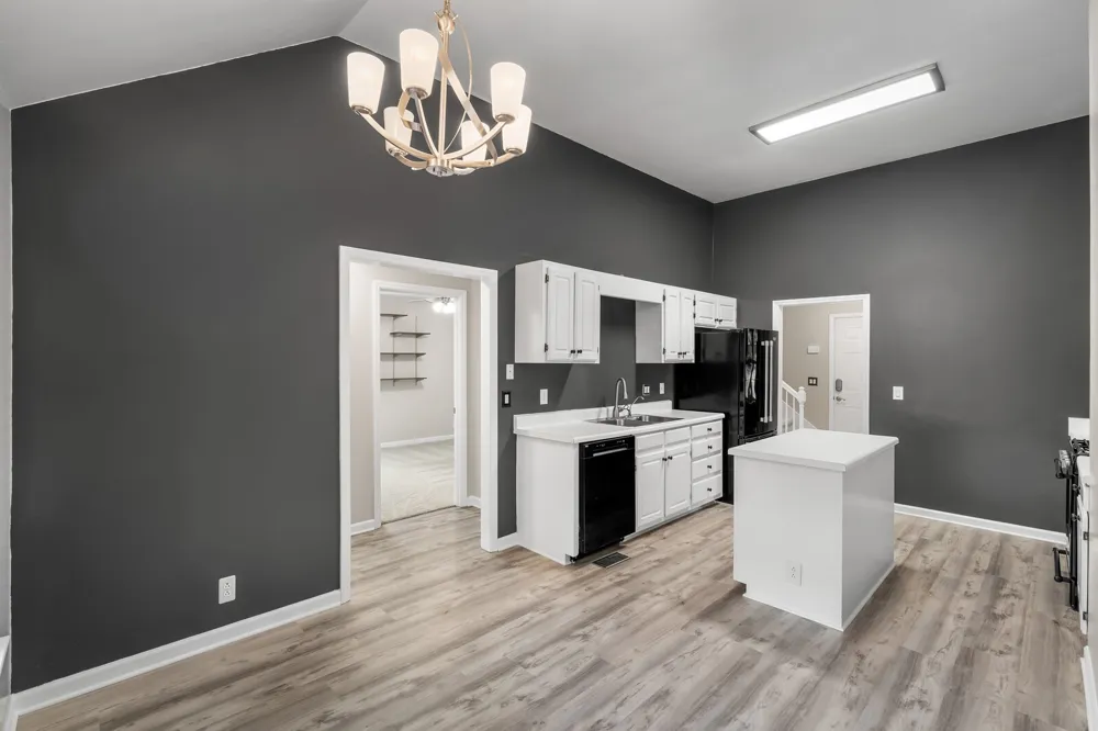 616 Woodland Hills Dr La Vergne, TN 37086