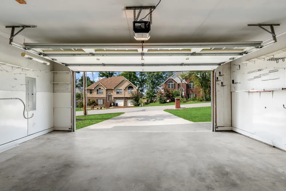 616 Woodland Hills Dr La Vergne, TN 37086