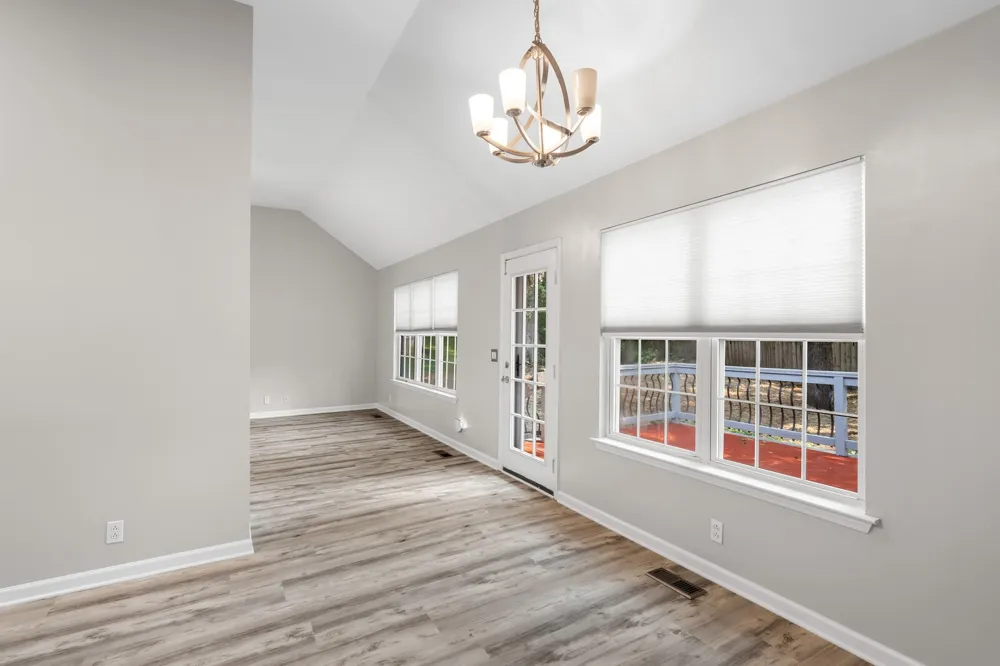 616 Woodland Hills Dr La Vergne, TN 37086