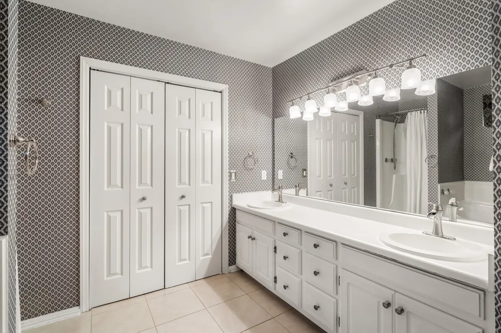 616 Woodland Hills Dr La Vergne, TN 37086