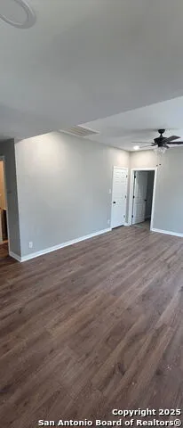 806 21st Hondo, TX 78861