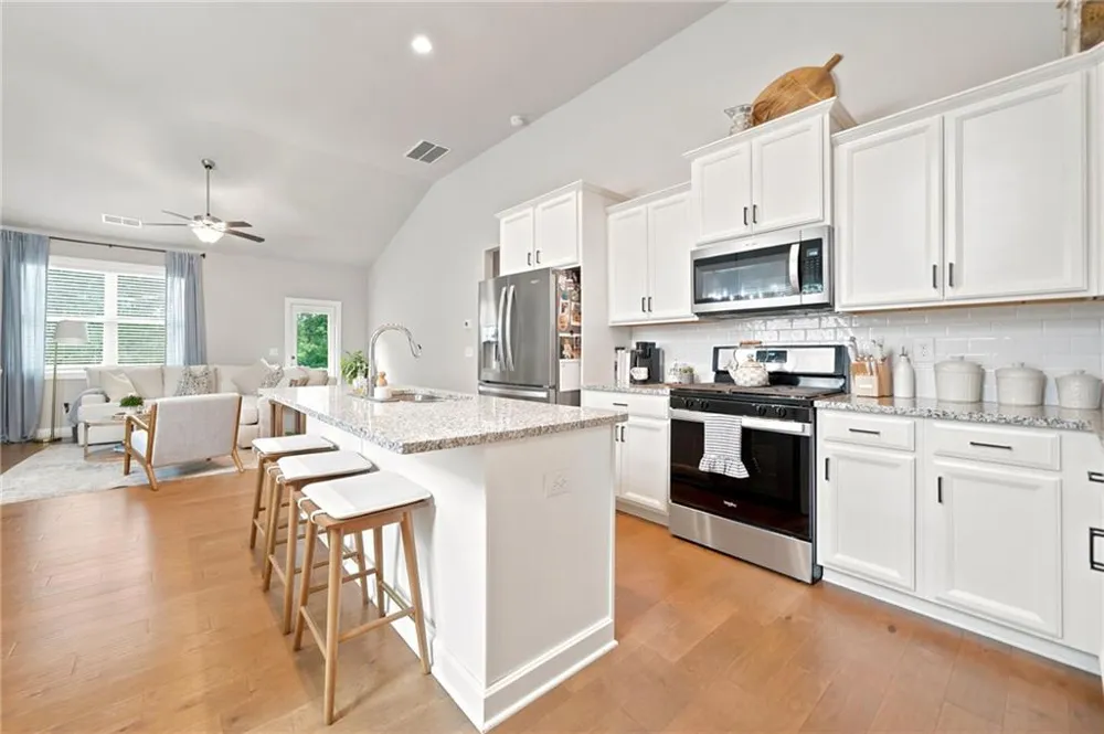 217 Lakeside Place Canton, GA 30114