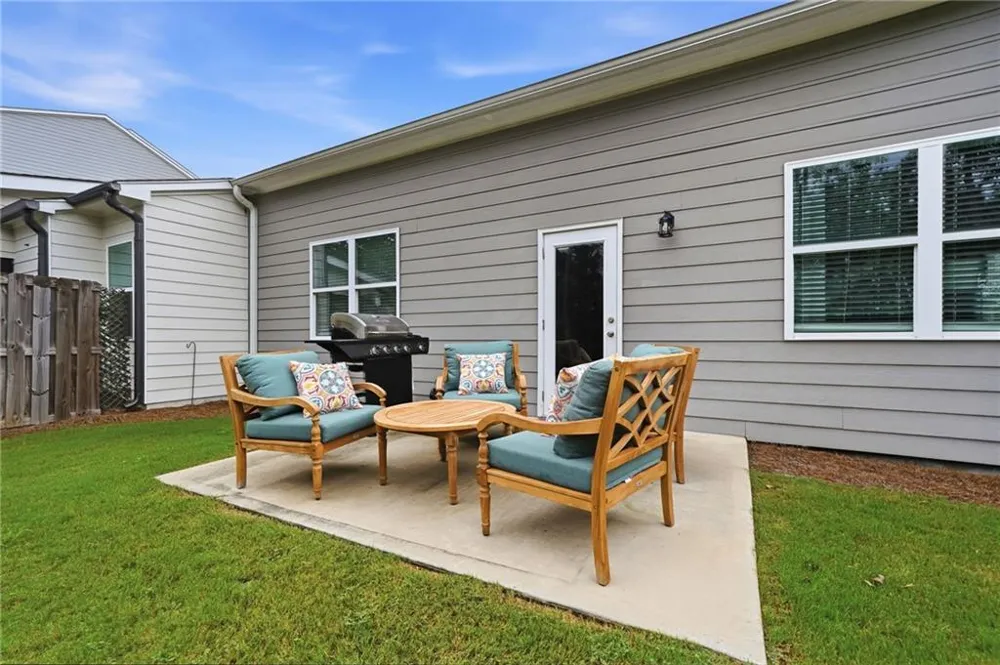 217 Lakeside Place Canton, GA 30114
