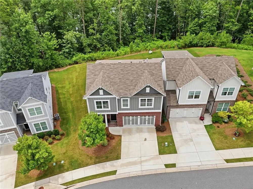 217 Lakeside Place Canton, GA 30114