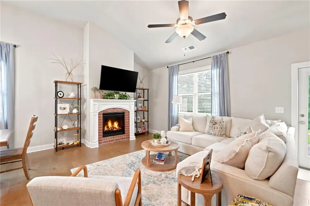 217 Lakeside Place Canton, GA 30114