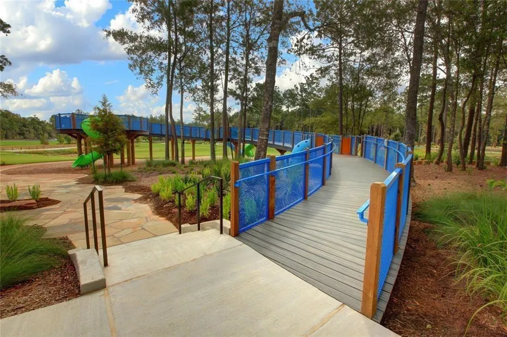 15623 Red Panda Road Conroe, TX 77302