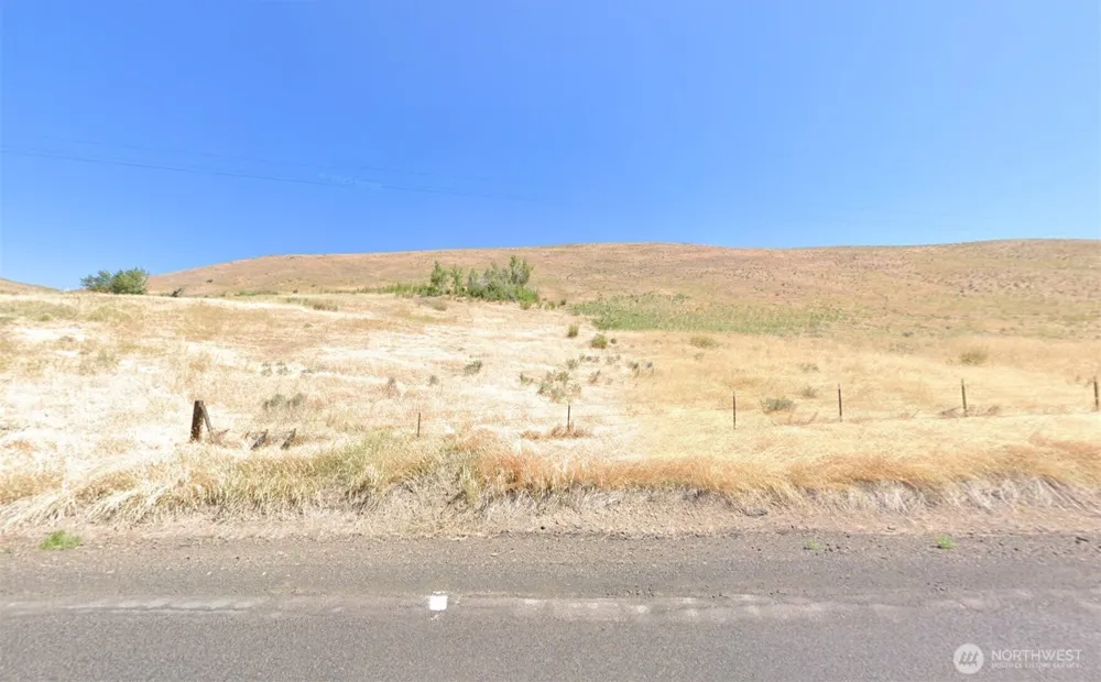 17295 Wenas Road Selah, WA 98942