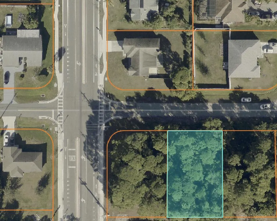 858 SE WALTERS TERRACE Port St. Lucie, FL 34983
